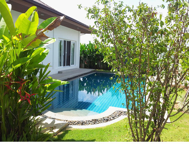 R0093 ::: 3 BEDROOM POOL VILLA IN ONE OF THE BEST DEVELOPMENTS IN HUA HIN FOR RENT